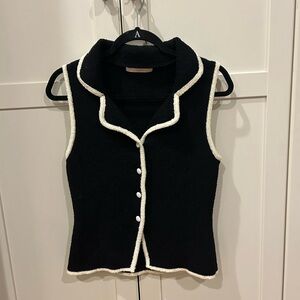Black and White Sleeveless Top